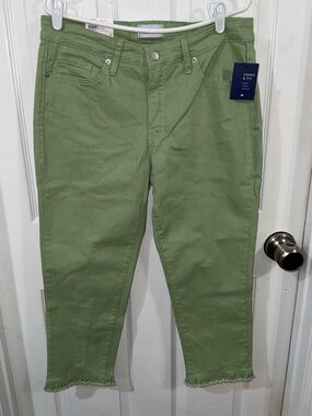 Crown & Ivy Sage Cropped Denim Jeans Women’s Size 12P Petite New NWT Skinny Leg